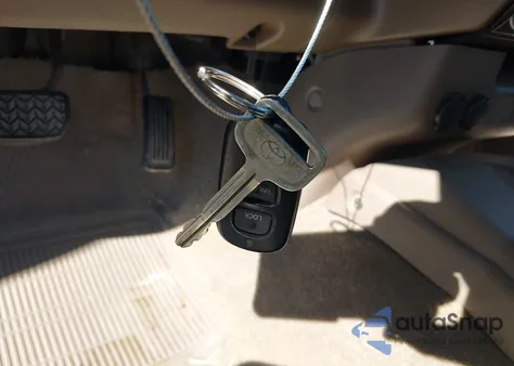 2004 Toyota Tacoma z USA, uszkodzony, nr VIN 5TEWM72N24Z325383